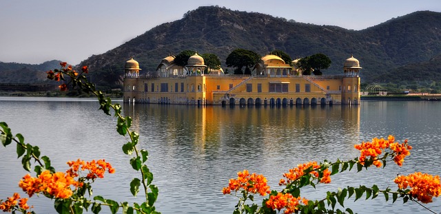 Explore the Jaipur